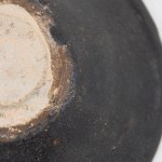 Antike kleinere Jizhou Kiln Bowl mit Blatt Song Dy